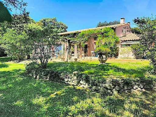 Maison d'architecte d'exception 260 m² -Plein sud -Piscine intérieure - Calme absolu