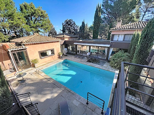Maison Villeneuve Les Avignon 8 pièce(s) 275 m2