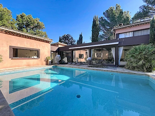 Maison Villeneuve Les Avignon 8 pièce(s) 275 m2 - 7