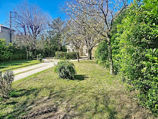 Demeure de prestige Avignon 9 pièce(s) 265 m2 plus garage et dépendances sur 1530 m² de terrain. - 6