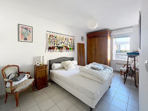 A VENDRE à AVIGNON FACE REMPARTS ( 84000 ) : APPARTEMENT 4 pièces - TERRASSE - PARKING - RESIDENCE RECENTE - 6