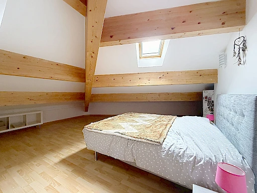 Duplex de  95.92 m2 avec Terrasse et Double Garage , Coeur Historique d'Avignon - 8