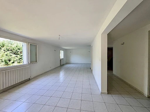 Maison Roquemaure 4 pièce(s) 120 m2 - 6