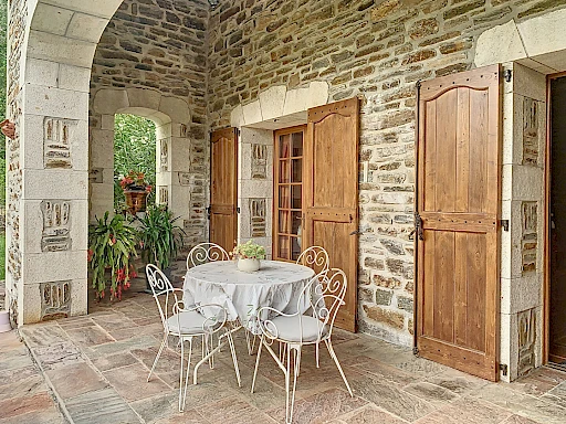 Propriété exceptionnelle à Malbosc -8 pièce(s) 260 m2 - 10