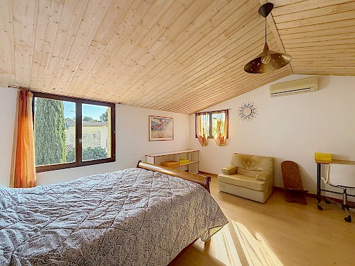 Maison Villeneuve Les Avignon 5 pièce(s) 131 m2 piscine - 11