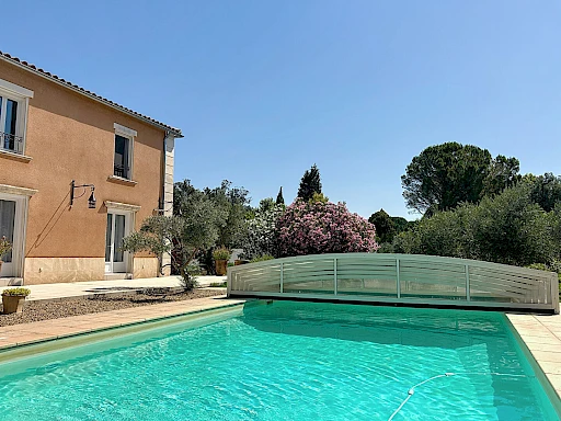 Maison Rochefort Du Gard 7 pièce(s) 300 m2