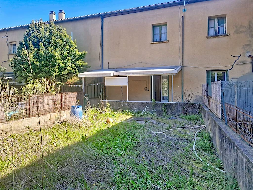 Maison Roquemaure 5 pièce(s) 112.09 m2 avec jardin de 112 m²  et place de parking privative. - 17