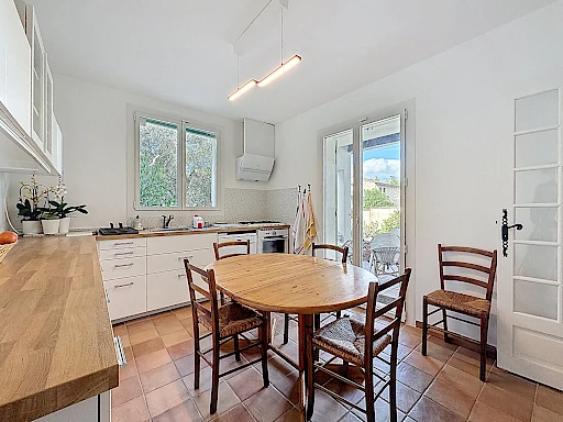 Maison familiale de 145 m² avec jardin à Pujaut - 6