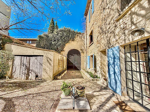 Maison Tarascon 11 pièce(s) 407 m2 - 4