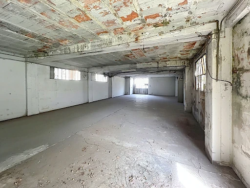 Maison Sorgues 7 pièce(s) 170 m2+ hangar 180 m² - 7