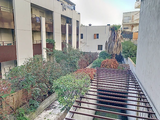 Appartement Avignon 3 pièce(s) 61 m2 face aux remparts