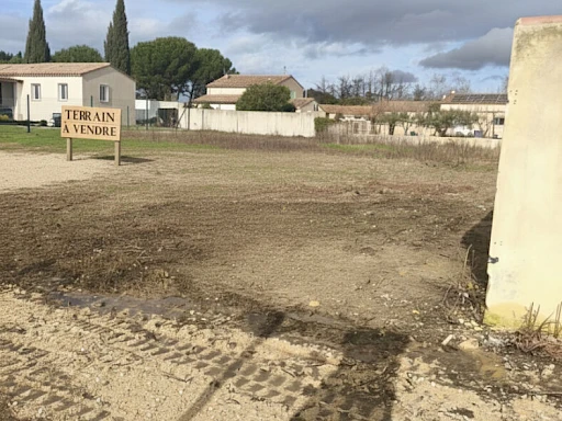 Terrain à bâtir 1 136 m² - Saze Coeur de village Au calme