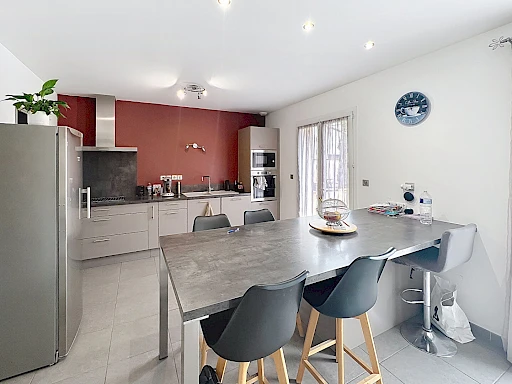 Maison Rochefort  Du Gard 5 pièce(s) 103 m2 - 6