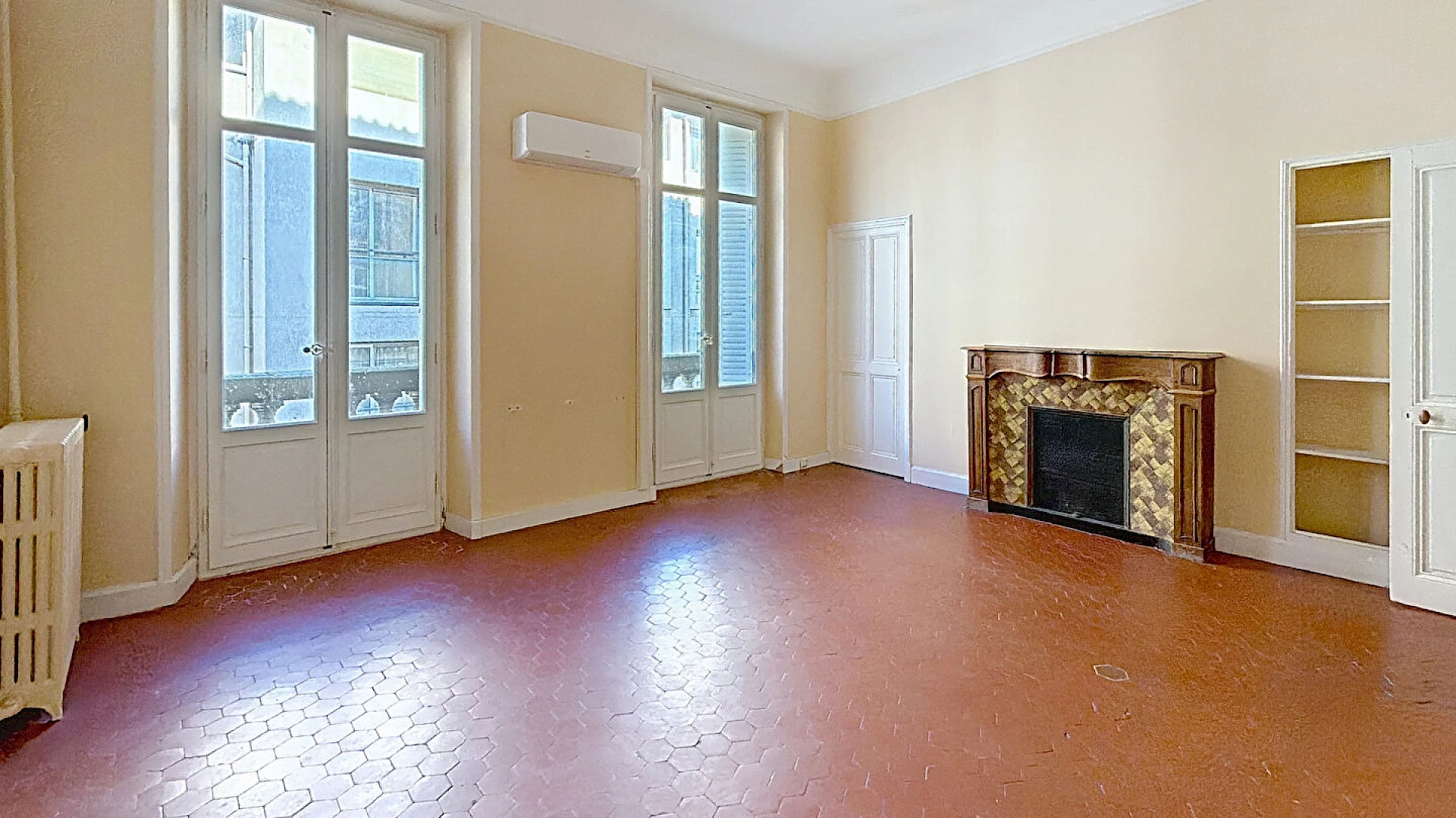 Appartement Avignon 5 pièce(s) 124 m2