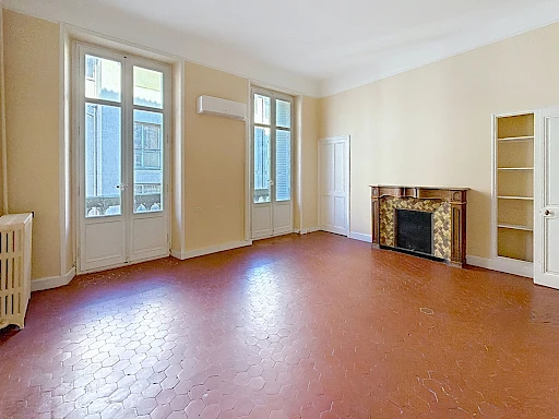 Appartement Avignon 5 pièce(s) 124 m2