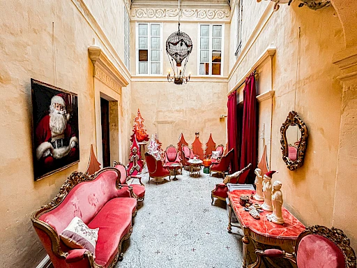 Hôtel Particulier d'Exception à Vendre à Avignon