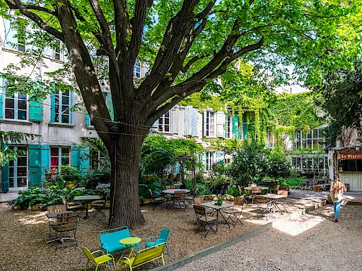Hôtel Particulier d'Exception à Vendre à Avignon