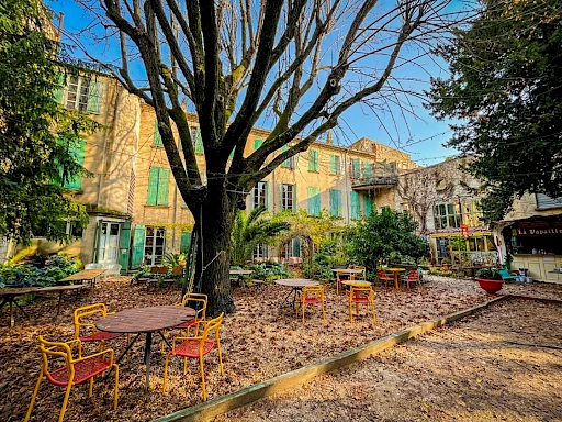 Hôtel Particulier d'Exception à Vendre à Avignon