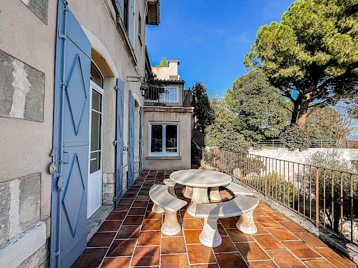 Maison Villeneuve Les Avignon 5 pièce(s) 264 m2 - 9