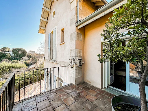 Maison Villeneuve Les Avignon 5 pièce(s) 264 m2 - 13