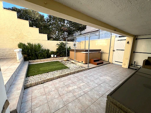 Maison Avignon 8 pièce(s) 140 m2