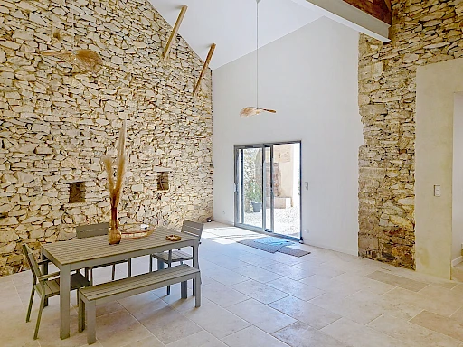 Maison Tavel 5 pièce(s) 186 m2 plus jardin de 50 m² plein sud.