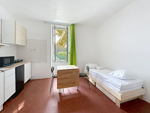 Lot de 5 studios en zone verte d'Avignon