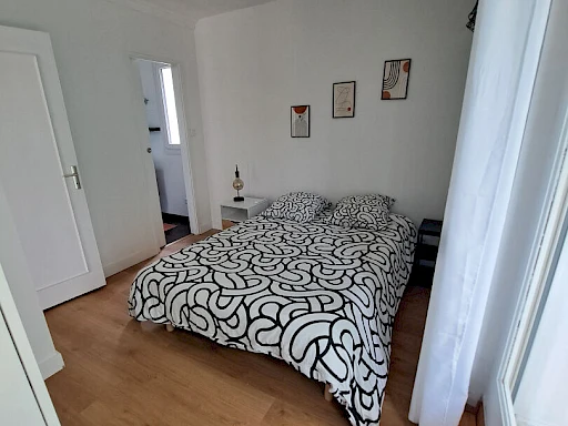 Appartement Villeneuve Les Avignon 4 pièce(s) 113.77 m2 - Bien d'Exception - Meublé - 10