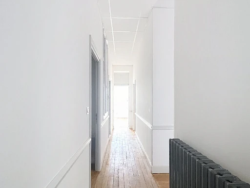 A LOUER AVIGNON INTRAMUROS ( 84000 ) : Appartement 3 pièces non meublé - avec balcon ! - 5