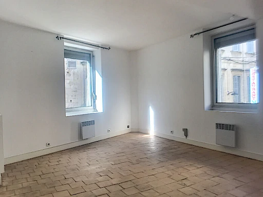 A LOUER AVIGNON INTRAMUROS (84000) : charmant appartement T1 BIS - quartier grande fusterie